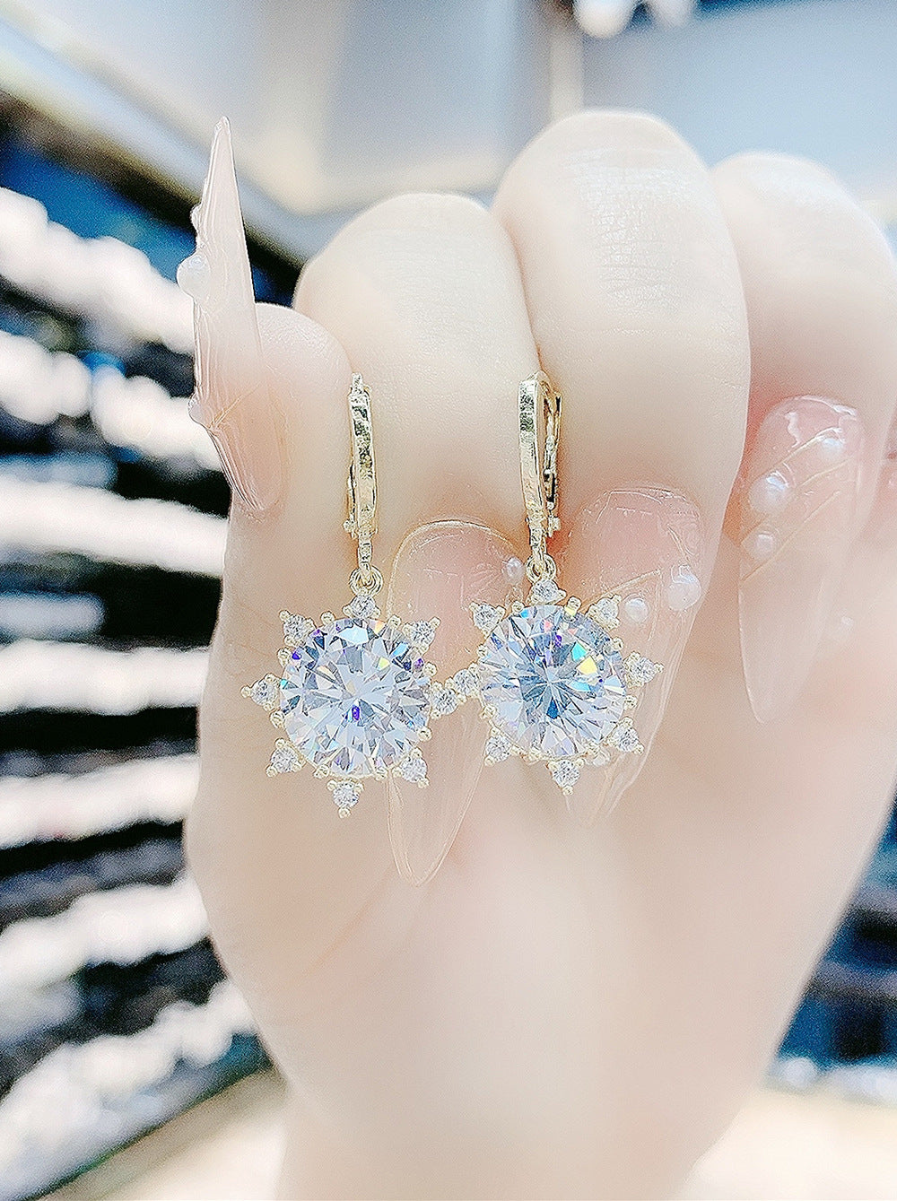 Women's High Quality Zircon Sunflower Earrings